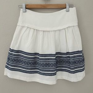 Madewell - 00 - white linen with blue detail trim